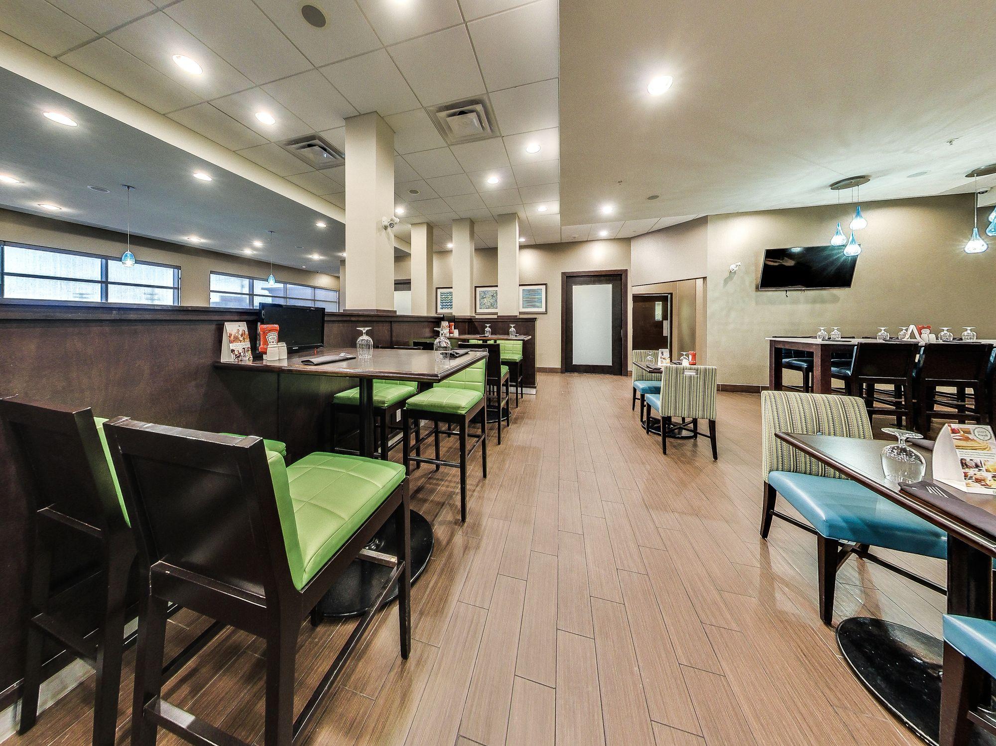Holiday Inn Hotel & Suites Edmonton Airport Conference Centre By Ihg Nisku Exteriér fotografie